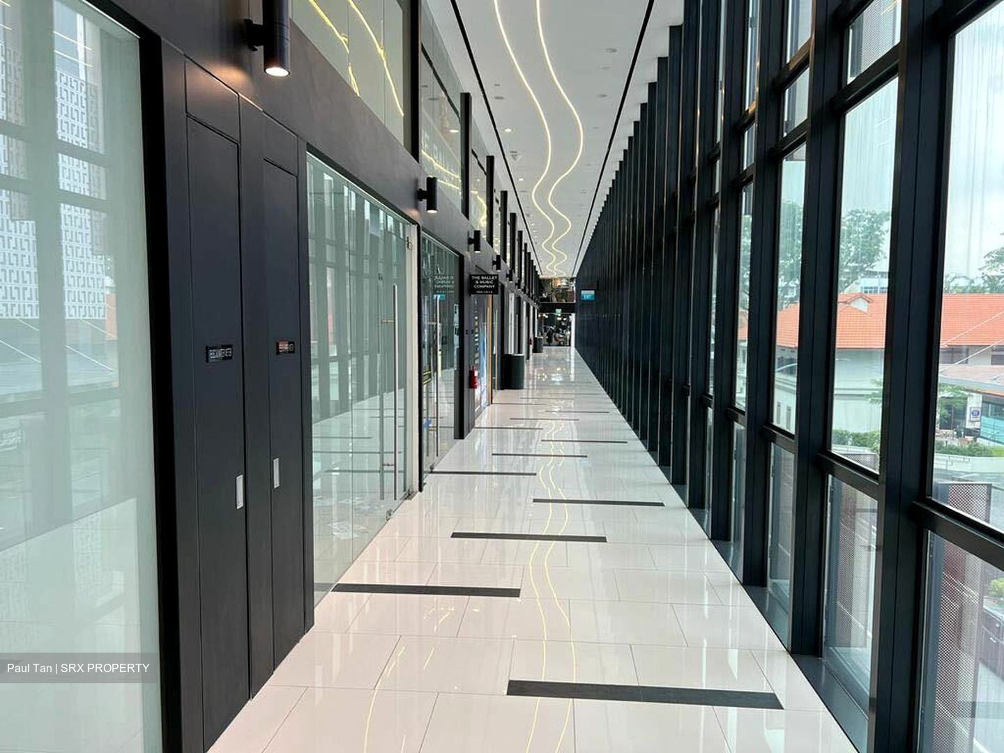 The Flow (D15), Shop House #471183521